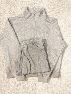Alo Yoga Zipup Hoodie & Sweatpants Set (UNISEX) - Heather Grey